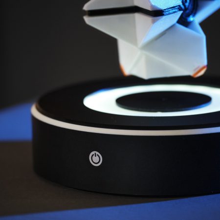 Floating Ghost - Destiny 2 magnetically levitating