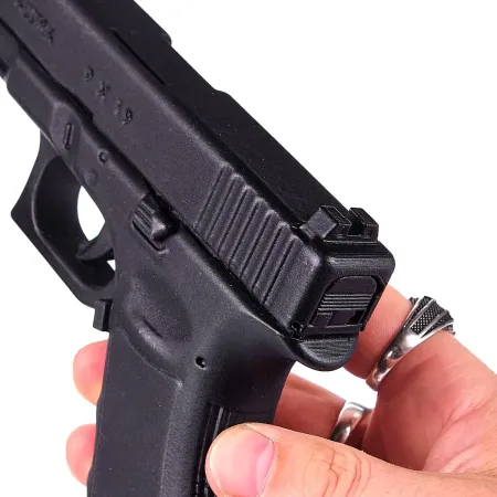 Glock 17 Prop 9 Glock 17 Replica Prop By Blasters4Masters 5 1