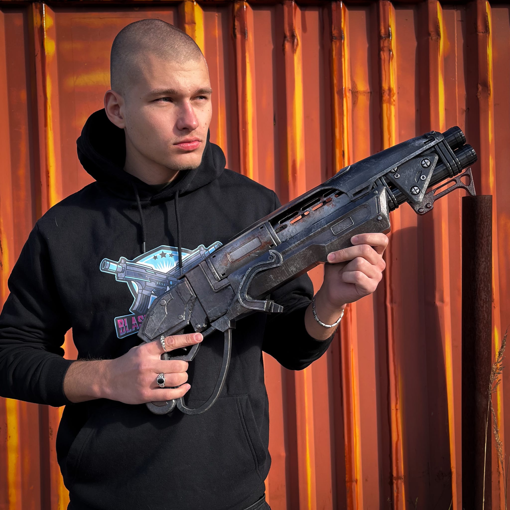 Gnasher Shotgun - Gears of War prop replica by Blasters4Masters