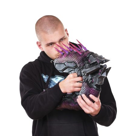 Needler replica prop from Halo by Blasters4Masters