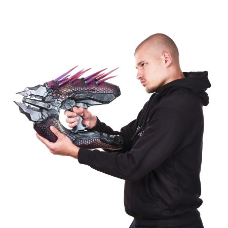 Needler replica prop from Halo by Blasters4Masters