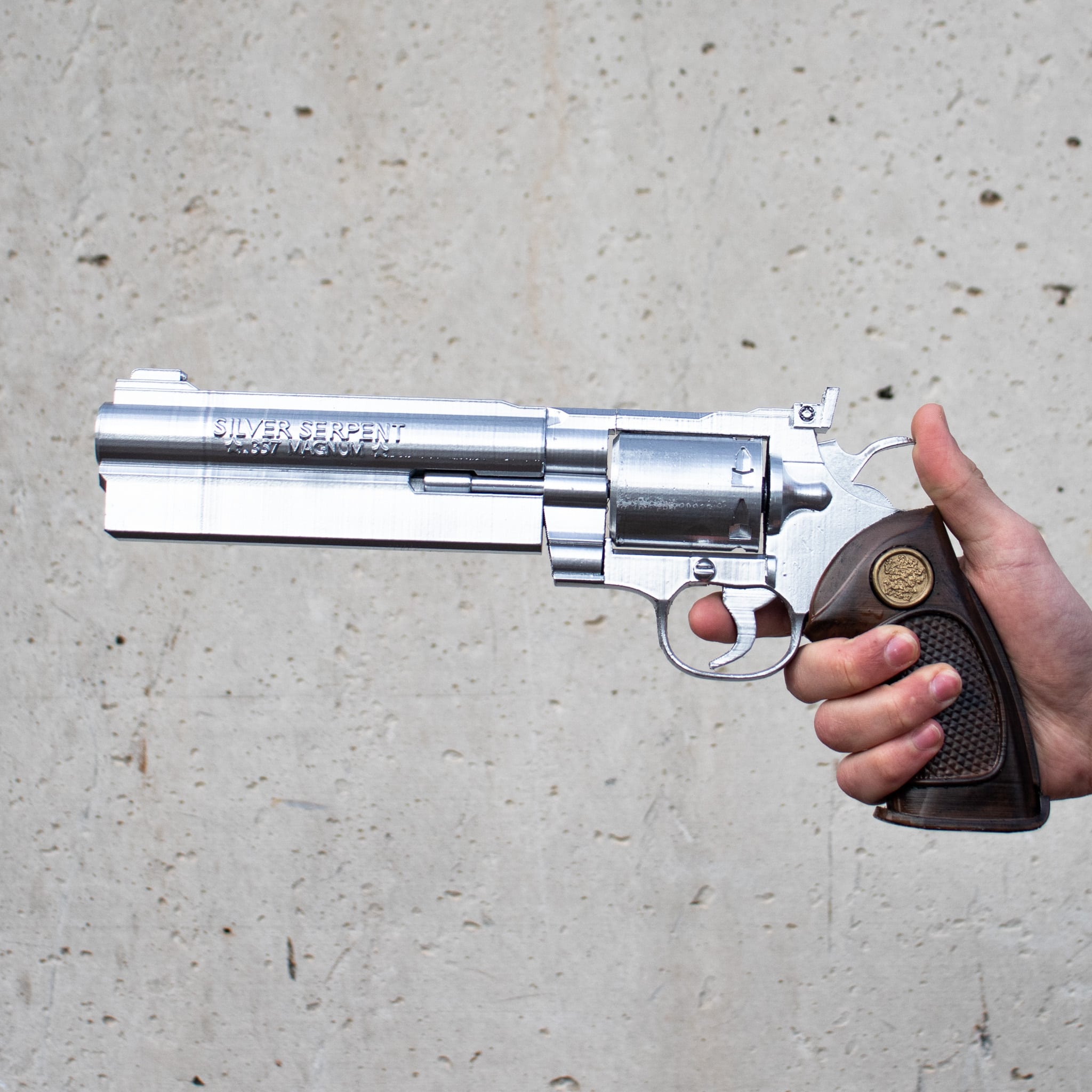 Barry's 44 Magnum - Resident Evil prop replica