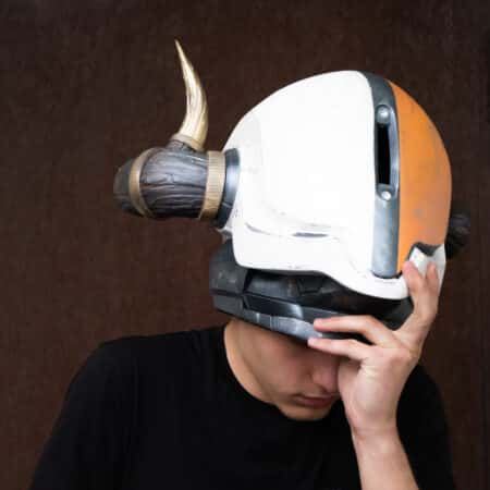 lord shaxx helmet destiny 2 18
