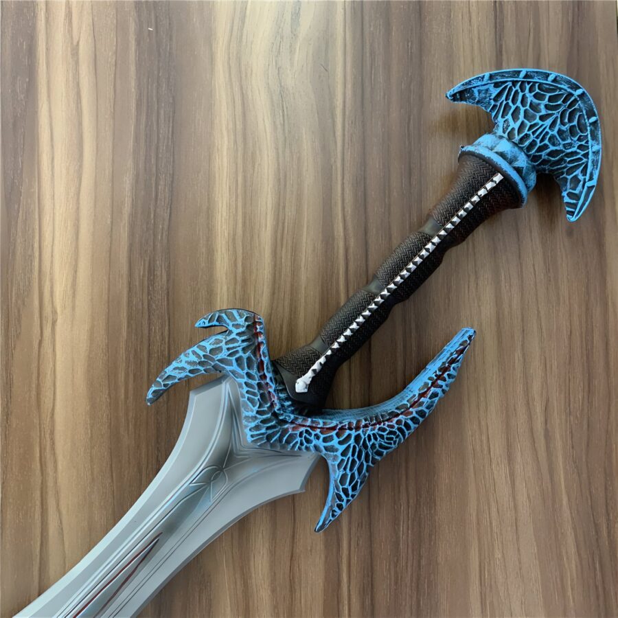 Handmade Daedric Greatsword replica inspired by Skyrim, made from durable PU material, perfect for cosplay or display.