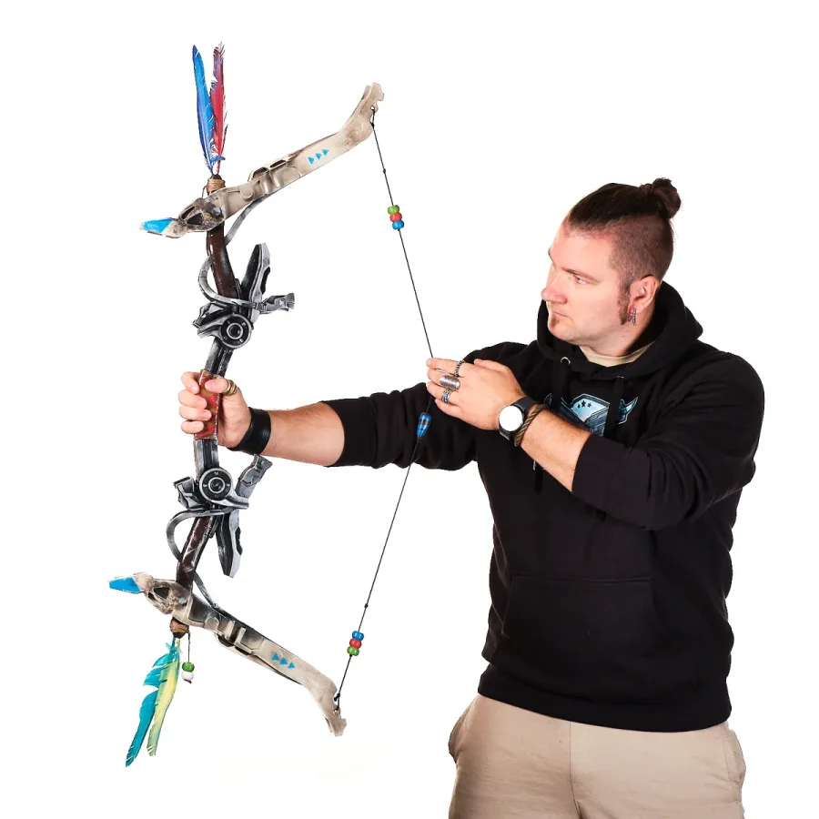 Aloys Bow Replica Prop From Horizon By Blasters4Masters 2