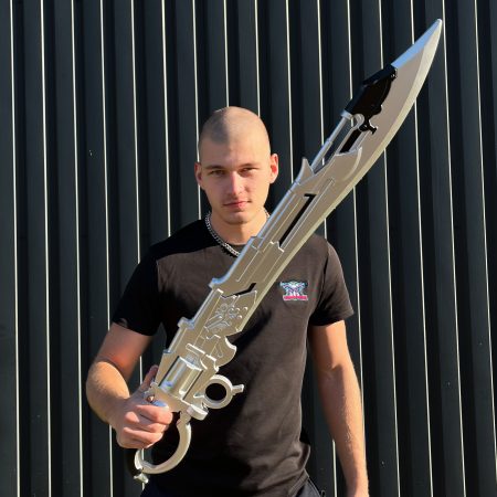 Lion Heart Gunbreaker Prop Replica Foam Sword Revolver from Final Fantasy by Blasters4Masters