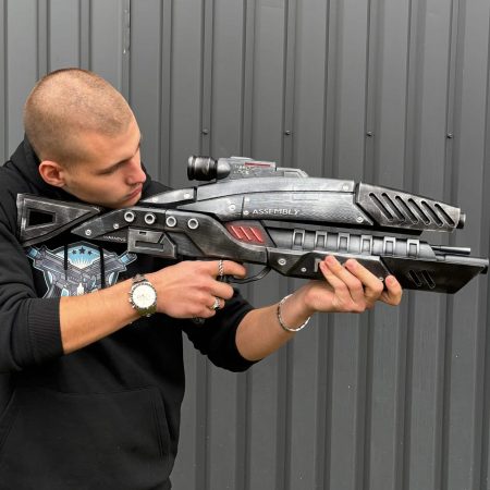 M-8 Avenger Gun prop replica - Mass Effect by Blasters4Masters