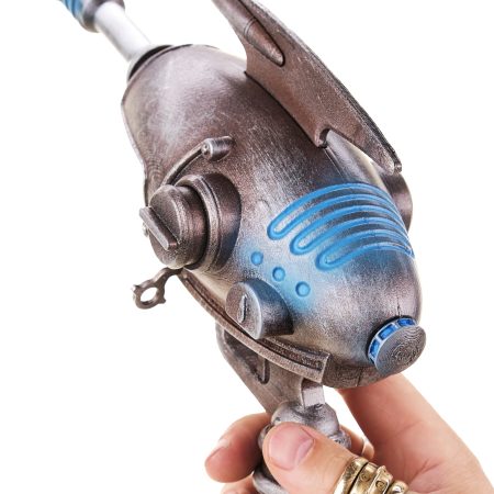 Alien Blaster replica prop from Fallout 3 by Blasters4Masters