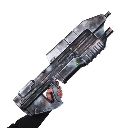 MA5B Assault Rifle replica prop from Halo Combat Evolved by Blasters4Masters
