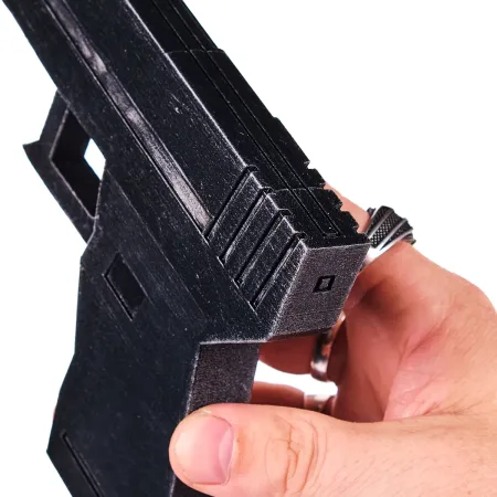 9mm Pistol - Half-Life 6 9mm Pistol Replica Prop From Half Life By Blasters4Masters 4