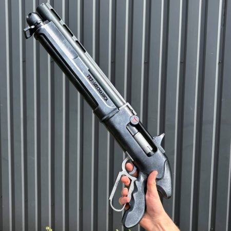 The Chaperone – The Panama Ravine prop replica by blasters4masters (1)