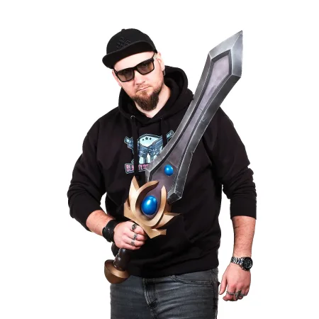 Garen Sunsteel Broadsword Replica Prop From League Of Legends By Blasters4Masters