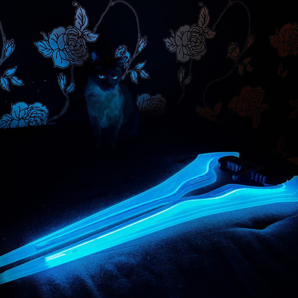 halo energy sword with rgb lights prop replica by Blasters4Masters