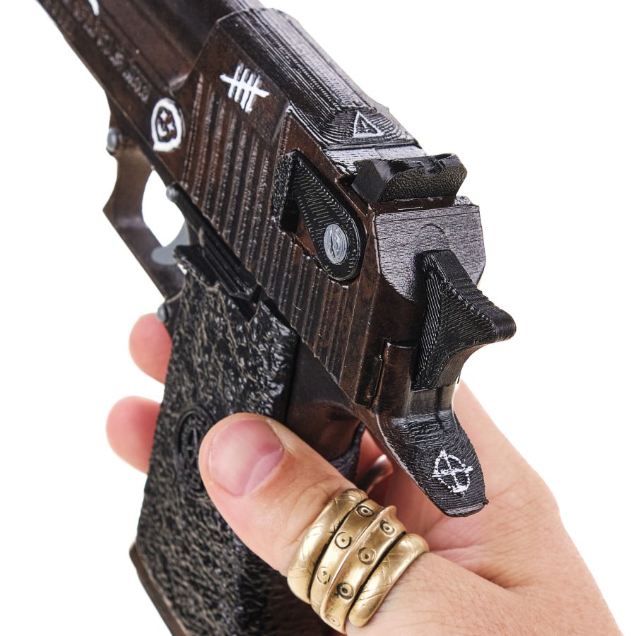 Desert Eagle - Oxide Blaze replica prop from CS GO by Blasters4Masters