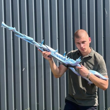 DRX Caitlyn sniper prop replica from League of Legends By Blasters4Masters