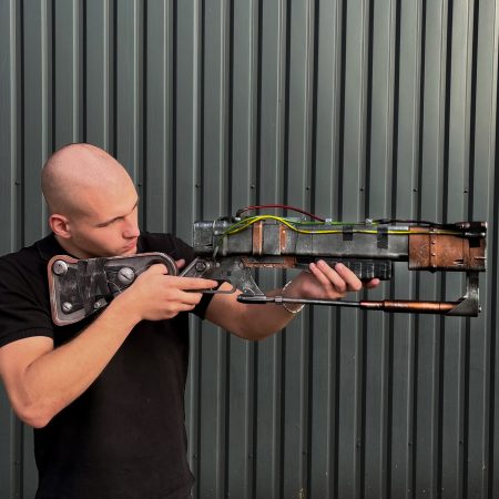 AER14 Prototype Laser rifle Prop Replica from Fallout New Vegas by Blasters4Masters