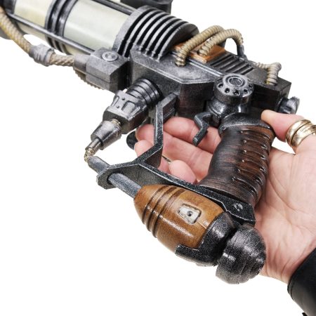 Plasma pistol replica prop from Fallout New Vegas by Blasters4Masters