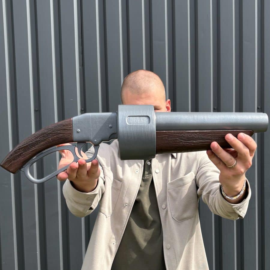 TF2 Shotgun prop replica by blasters4masters (9)