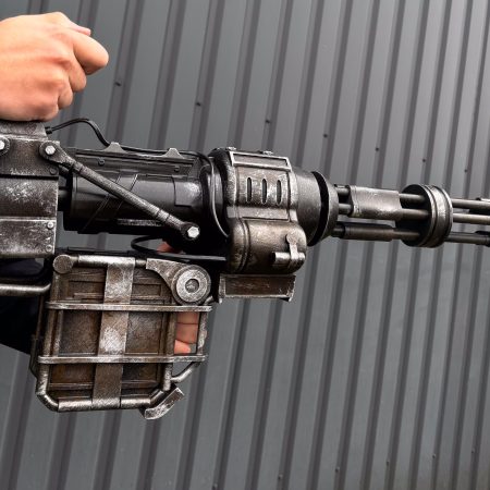 Minigun prop replica Fallout 3 by Blasters4Masters