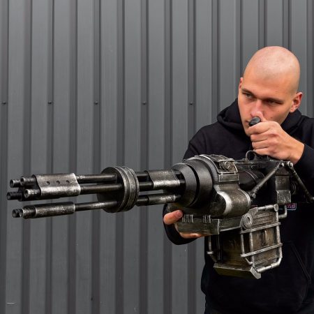 Minigun prop replica Fallout 3 by Blasters4Masters