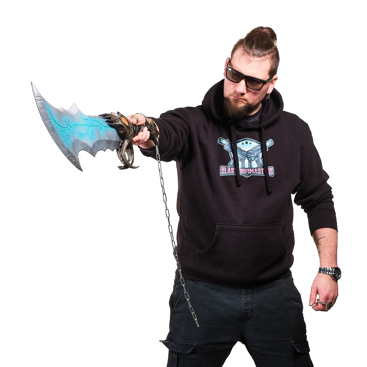 Ragnarok Blade replica prop from God of War by Blasters4Masters_2 Ragnarok Blade Replica Prop From God Of War By Blasters4Masters 2