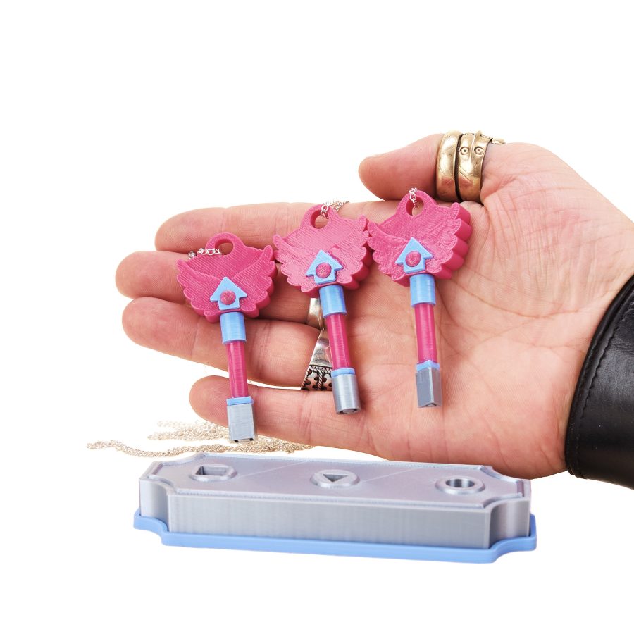 Hide&Seek Keys replica prop from Squid Game by Blasters4Masters