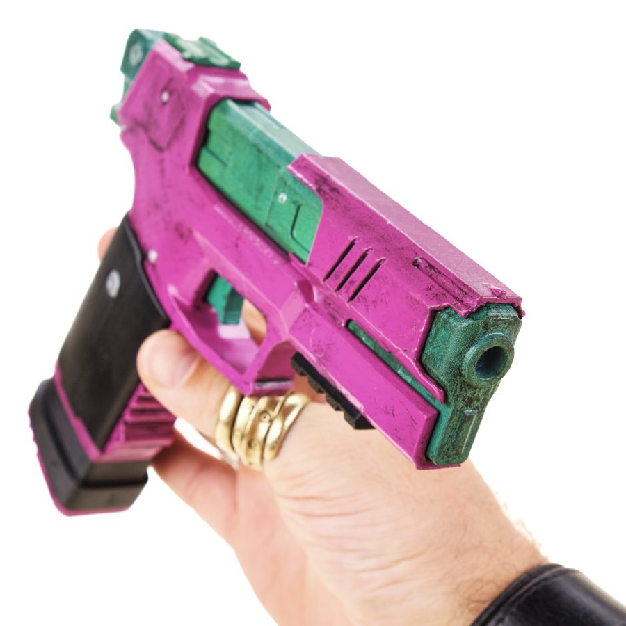 Rebecca's Pistol prop replica Pink & Green - Cyberpunk 2077