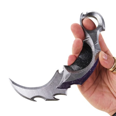 Reaver 2 Karambit replica prop from Valorant by Blasters4Masters