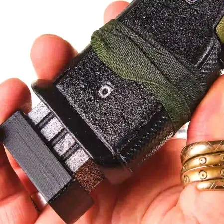 Smart Pistol MK5 Replica Prop From Titanfall By Blasters4Masters 2