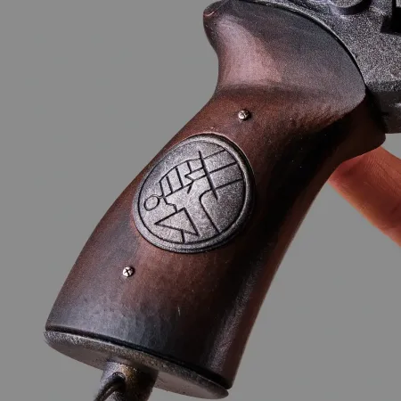 Good Samaritan PREMIU EDITION Replica Prop From Hellboy By Blasters4Masters 3