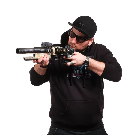 Hullcracker - ARC Raiders 13 Hullcracker Replica Prop From ARC Raiders By Blasters4Masters 3