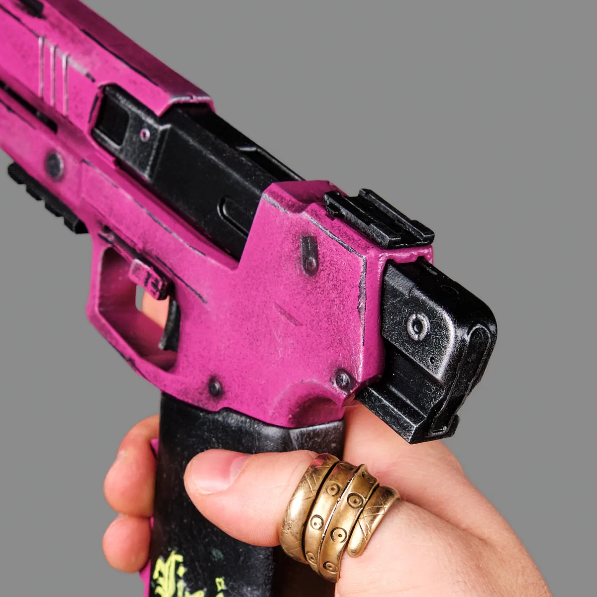 Lizzie PREMIUM EDITION replica prop from Cyberpunk 2077 by Blasters4Masters_4 Lizzie PREMIUM EDITION Replica Prop From Cyberpunk 2077 By Blasters4Masters 4