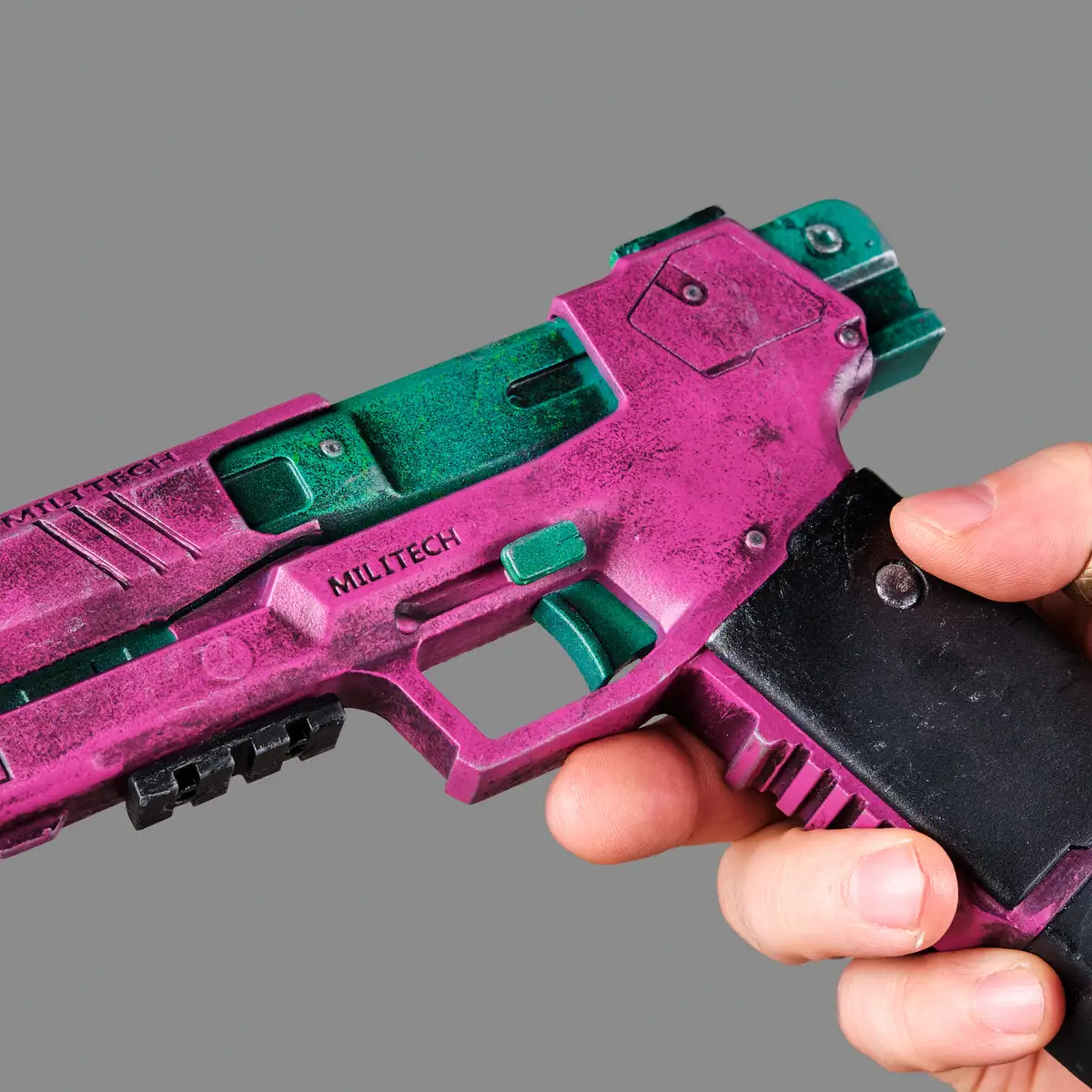 Rebecca`s Pistol – Pink & Green PREMIUM EDITION replica prop from Cyberpunk 2077 by Blasters4Masters_6 Rebeccas Pistol Pink Green PREMIUM EDITION Replica Prop From Cyberpunk 2077 By Blasters4Masters 6