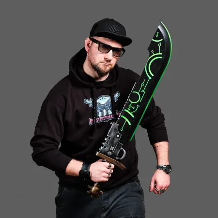Xenophase Blade Replica Prop From Warhammer 40K By Blasters4Masters 2