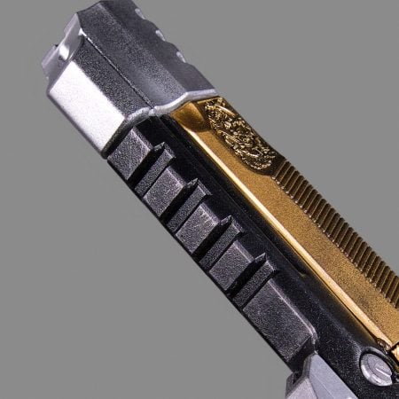 La Chingona Dorada Pistol PREMIUM Replica Prop From Cyberpunk 2077 By Blasters4Masters 8